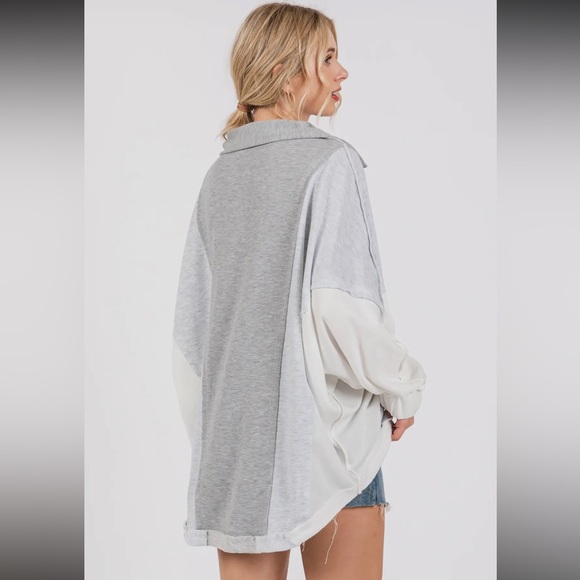 Contrast Collared Oversized Sweatshirt - Picture 5 of 6